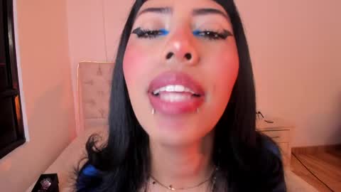 Snapshot of nina_fooxxx1 chatting on May 2026 05:43:01 PM Nina Fox online show from May 2026 05:43:01 PM