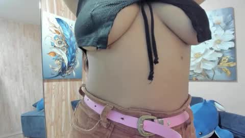 nina_kmay online show from March 2026 11:25:02 AM