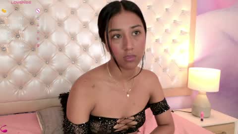 Snapshot of ninabravur chatting on June 2026 02:56:01 PM NINA BRAVU online show from June 2026 02:56:01 PM