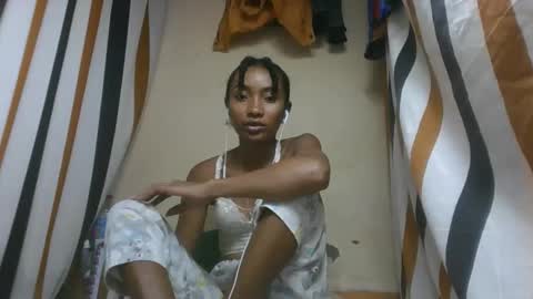 ninaeaa online show from January 2026 08:19:02 AM