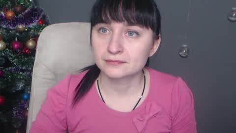 ninaflawlees online show from December 2025 12:56:02 PM