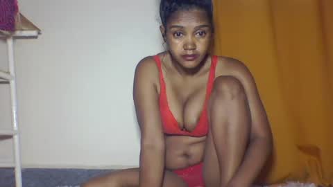 ninah_rise online show from December 2025 02:06:02 AM