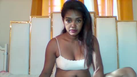 ninah_rise online show from March 2026 04:52:01 AM
