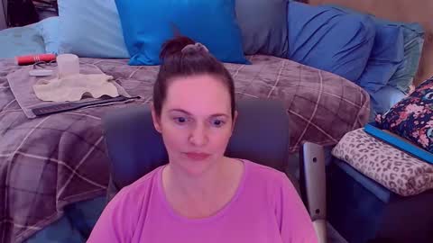 Nina Jaymes online show from December 2025 12:14:01 PM