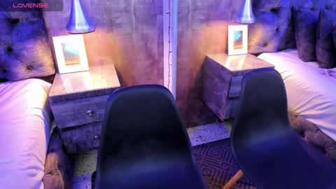 ninareyess online show from February 2026 04:39:02 PM