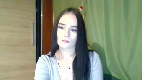 Nina online show from January 2026 09:20:02 PM