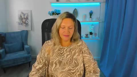 ninastarle online show from September 2025 05:29:01 AM