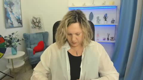 ninastarle online show from April 2026 11:31:02 AM