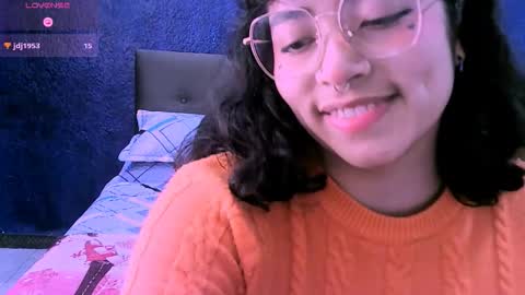 Nina online show from September 2025 01:58:02 PM