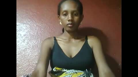 Snapshot of ninie246746 chatting on January 2025 05:00:01 AM ninie246746 online show from January 2025 05:00:01 AM