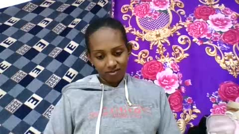Snapshot of ninie246746 chatting on July 2026 05:20:02 AM ninie246746 online show from July 2026 05:20:02 AM