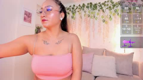 Snapshot of ninna_brown chatting on October 2025 09:38:01 PM ninna_brown online show from October 2025 09:38:01 PM