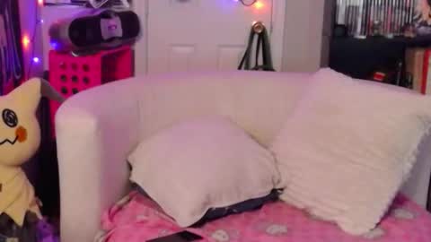 kiwi online show from November 2025 05:20:01 AM