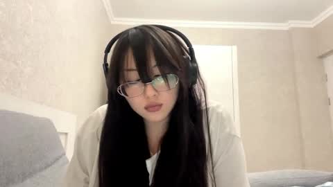 Nira online show from April 2026 09:37:02 PM