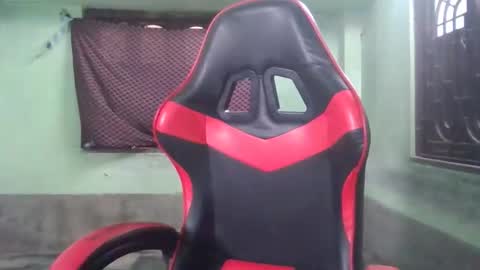 Nishu online show from October 2025 05:19:02 AM