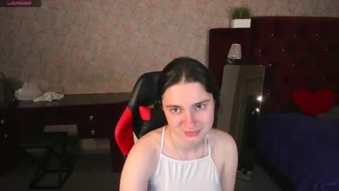 Snapshot of nishira_shy chatting on June 2026 01:00:02 PM nishira_shy online show from June 2026 01:00:02 PM