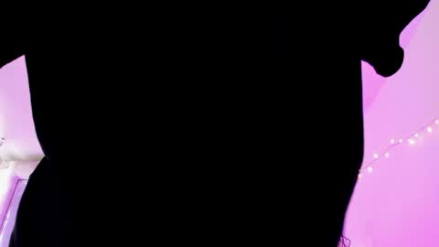  V I C T O R I A   online show from April 2026 07:15:01 PM