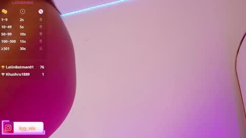 Nicki  online show from October 2025 06:34:02 AM