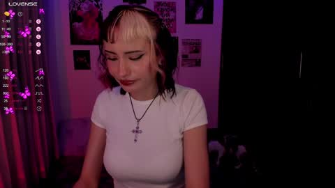 Nixxie  online show from April 2026 01:16:02 AM