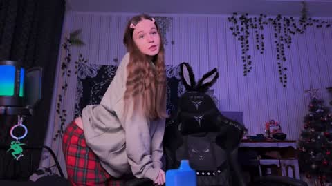 Tears Lora online show from January 2025 06:05:01 PM