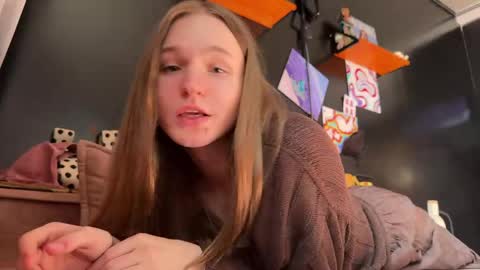 Tears Lora online show from May 2026 10:36:01 AM