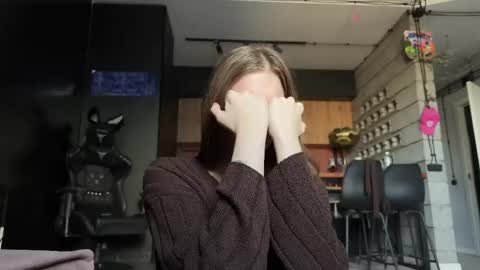 Tears Lora online show from May 2026 01:03:02 AM