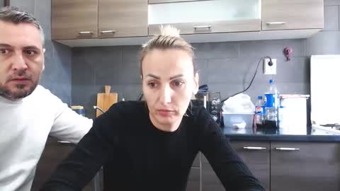 Snapshot of no_limit_coupl3 chatting on October 2025 10:43:02 AM no_limit_coupl3 online show from October 2025 10:43:02 AM