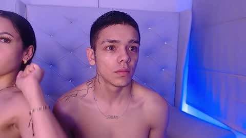 Zoe  online show from November 2025 03:42:02 AM