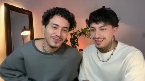 Snapshot of noah_and_steven chatting on May 2026 08:36:02 PM noah_and_steven online show from May 2026 08:36:02 PM