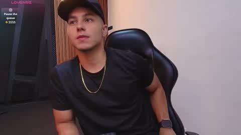 Noah online show from April 2026 01:32:02 PM