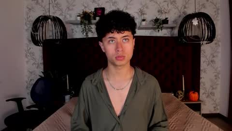 noah_dupont_ online show from October 2025 11:25:01 AM