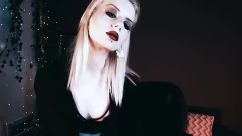 REAL name LiaDM are always open online show from September 2025 06:13:02 PM