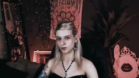 REAL name LiaDM are always open online show from November 2025 10:11:02 PM