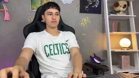 noah  online show from April 2026 10:20:02 AM