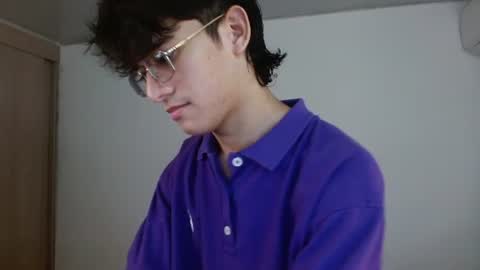 Snapshot of noah_millerx_ chatting on June 2026 09:06:02 PM noah online show from June 2026 09:06:02 PM