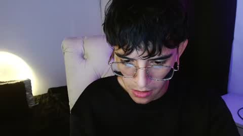 Snapshot of noah_millerx_ chatting on July 2026 04:19:01 AM noah online show from July 2026 04:19:01 AM
