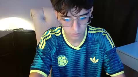 Snapshot of noah_millerx_ chatting on July 2026 12:04:02 AM noah online show from July 2026 12:04:02 AM