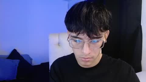 Snapshot of noah_millerx_ chatting on July 2026 10:01:01 PM noah online show from July 2026 10:01:01 PM