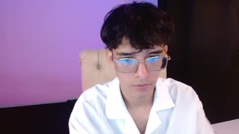 Snapshot of noah_millerx_ chatting on July 2026 09:06:02 PM noah online show from July 2026 09:06:02 PM