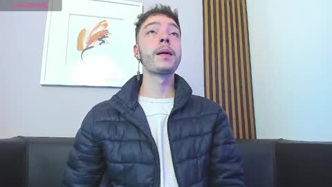Snapshot of noah_ricci_ chatting on December 2024 12:18:02 PM online show from December 2024 12:18:02 PM