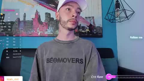 Snapshot of noah_ricci_ chatting on December 2024 01:32:02 PM online show from December 2024 01:32:02 PM
