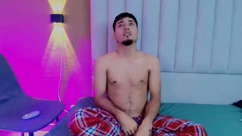 noah online show from April 2026 01:42:02 AM