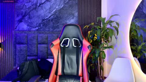 Noah online show from April 2026 01:30:01 PM