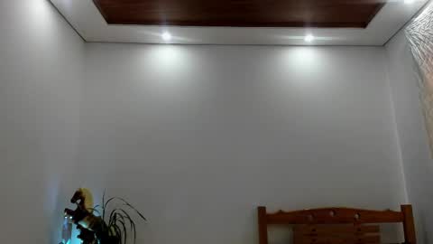 LIAM- noah online show from October 2025 03:01:01 PM