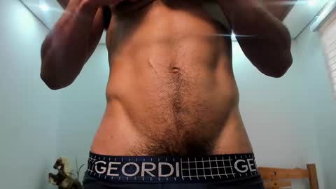 LIAM- noah online show from October 2025 01:00:01 PM