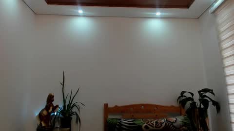 LIAM- noah online show from October 2025 01:36:03 PM