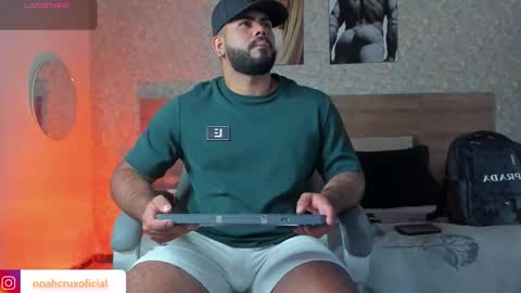 Noah online show from October 2025 07:57:02 PM