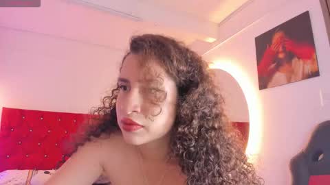 NOA MALAK online show from January 2026 08:18:02 PM