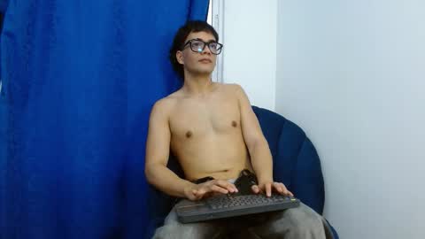 noel_daven online show from October 2025 08:39:02 PM
