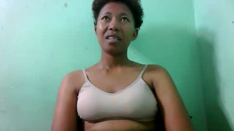 noella711128 online show from September 2025 05:01:02 AM